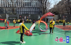 <b>制AI智能活动空间取共享器材生态圈</b>